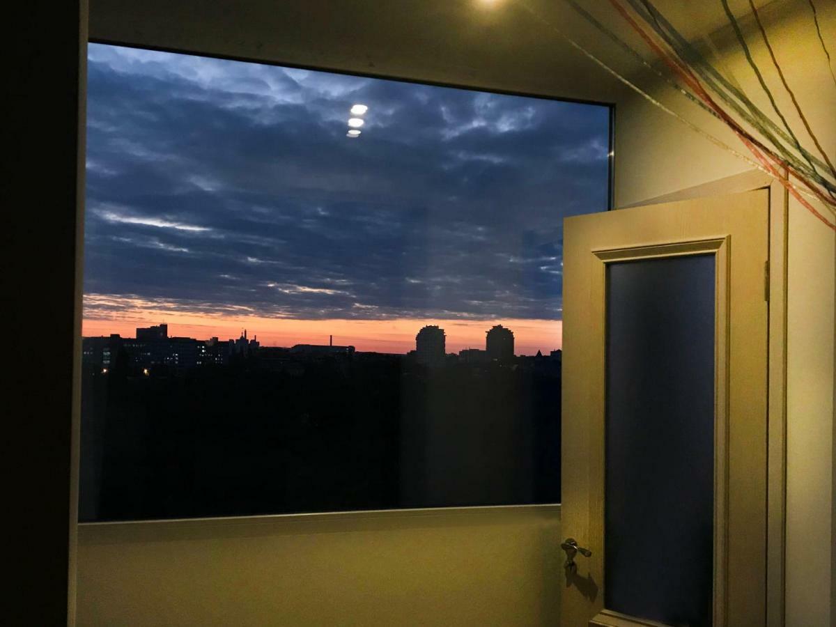 Fantastic View On Chisinau Center - Super Fast Wifi - Two Botanical Gardens - 2Br Apartment Exterior photo